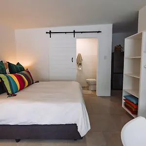 Mcleod's & Stuart's Guest house